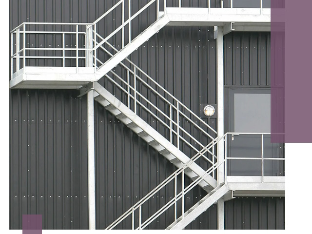 Изготовление и монтаж пожарных лестниц в Брянске быстро и надежно