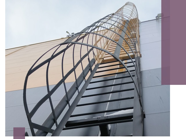 Изготовление и монтаж пожарных лестниц в Брянске профессионально