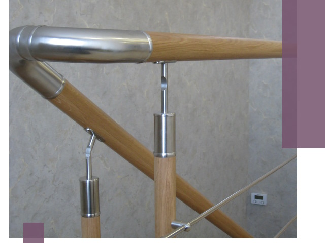 Комбинированные перила на заказ в Брянске — монтаж и производство