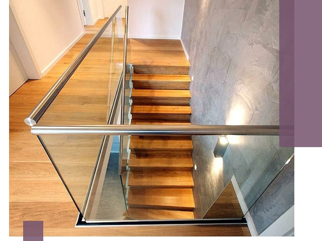 Перила для лестницы в доме — изготовление и монтаж в Брянске