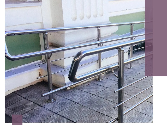 Ограждения пандусов из металла и нержавейки в Брянске