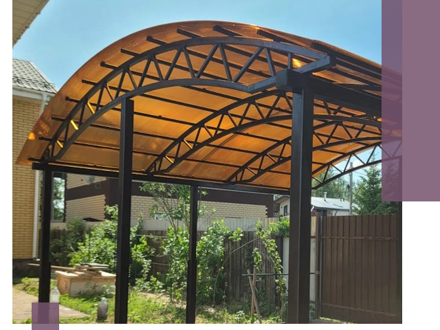 Изготовление навесов под ключ в Брянске из качественных материалов