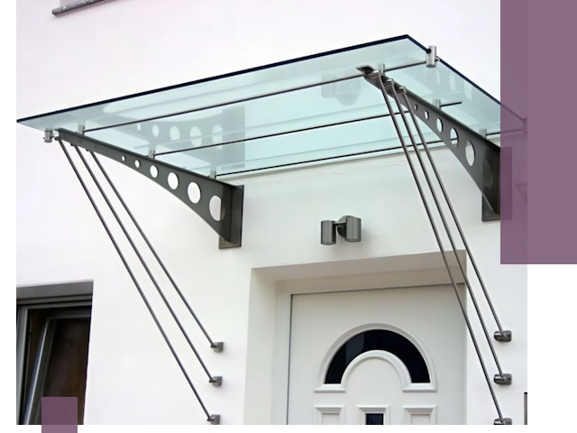 Козырьки над входом под ключ в Брянске — изготовление и монтаж