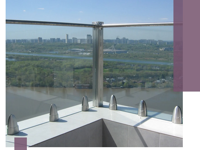 Стеклянные парапеты премиум класса в Брянске для домов и бизнесов